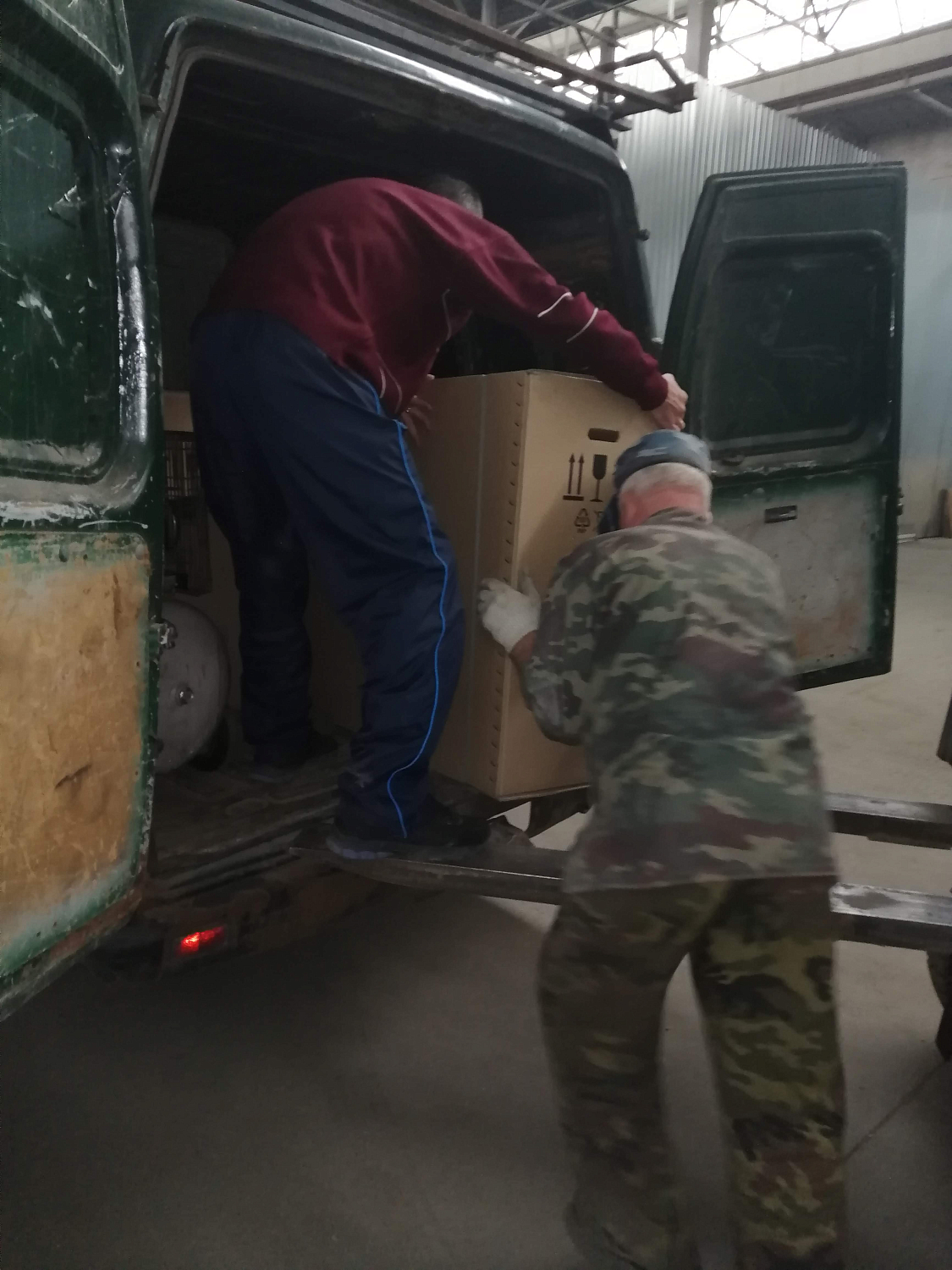 Отгрузка компрессора LB30A на ресивере 100 литров