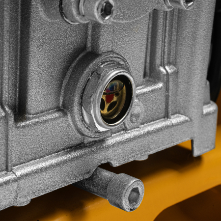 Поршневой компрессор  BCI 2200/100