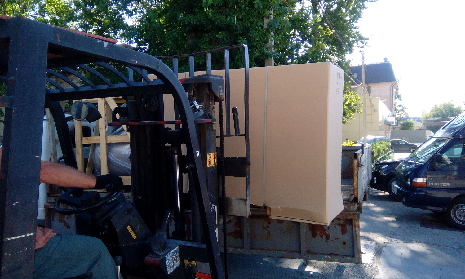 Поставка поршневых компрессоров Remeza СБ4/Ф-270.LB75 и СБ4/Ф-500.LT100 в Краснодар