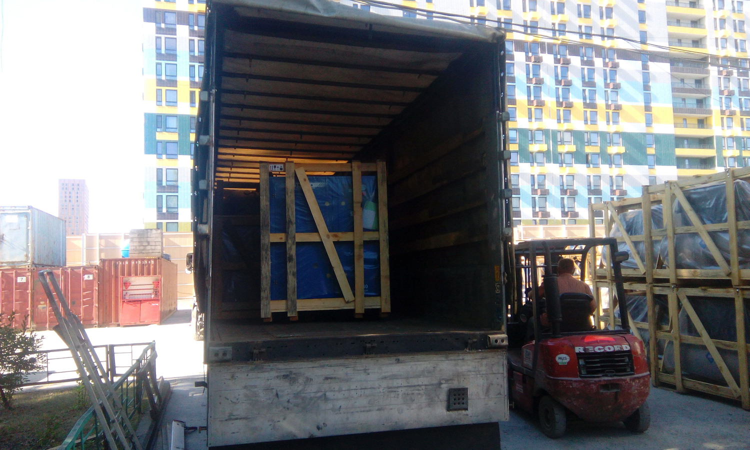 Поставка винтовых компрессоров Zammer и Remeza клиенту в регион