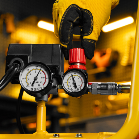 Поршневой компрессор  DLP-3000/100